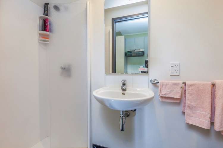 207/133 Beach Road Auckland Central_3