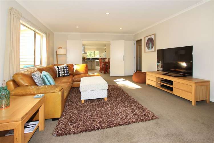 42 Te Puia Drive Aotea_12