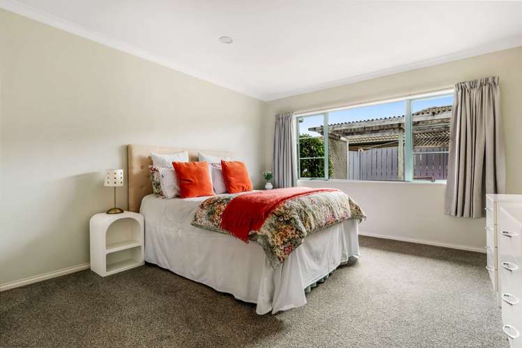 2 Newport Key Papamoa_15