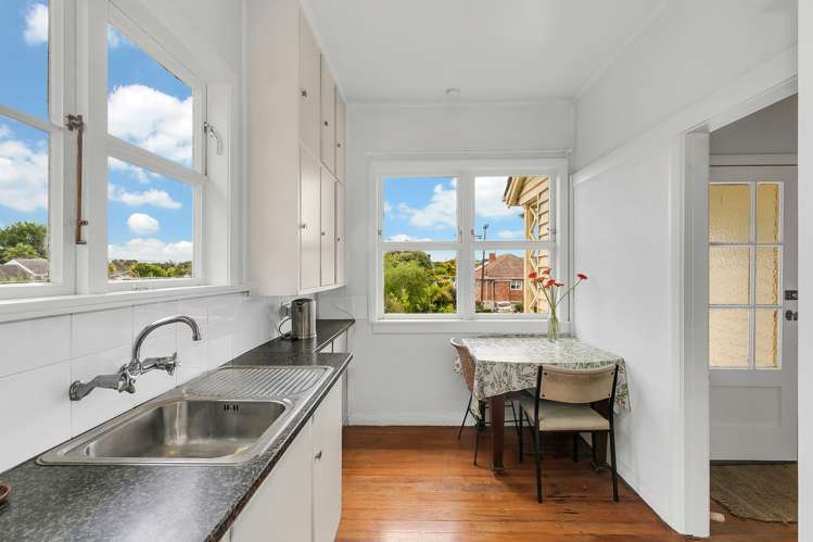 98 Moa Road Point Chevalier_3