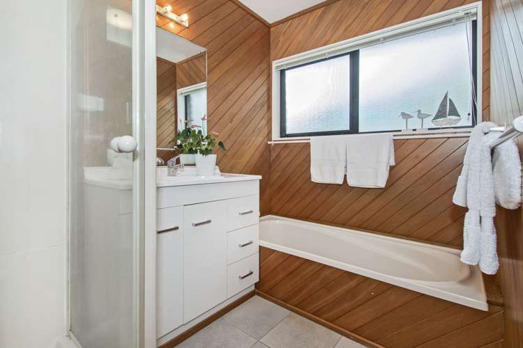 2 Brentwood Avenue Kamo_13