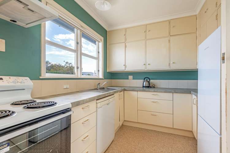 12 Nairn Crescent Awapuni_2