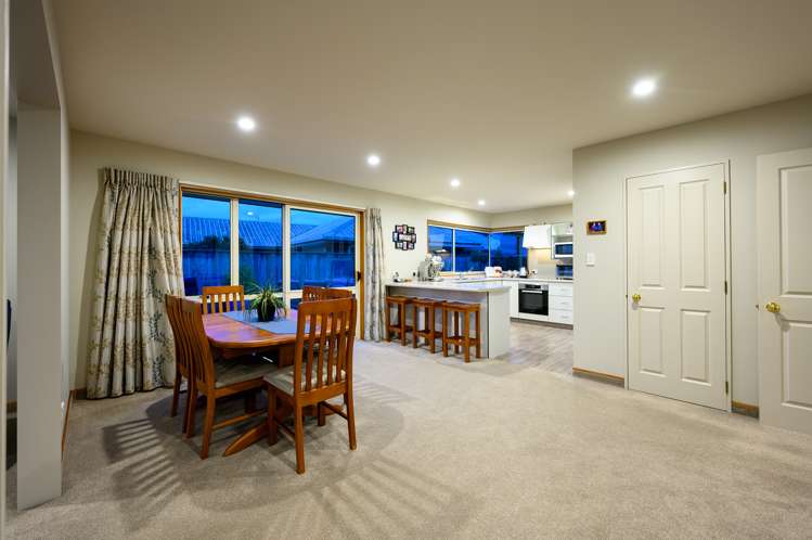 1 Ballard Drive Stoke_6