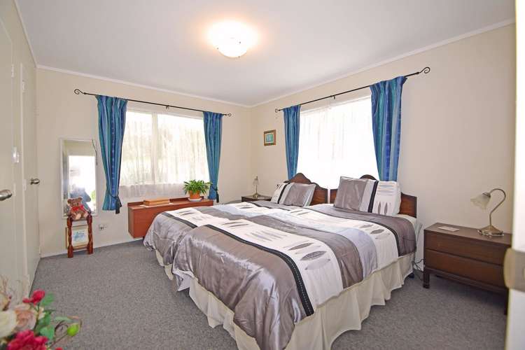 375 Pah Hill Road Wharehine_5