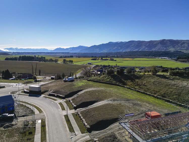 Lake McKay Subdivision Luggate_10