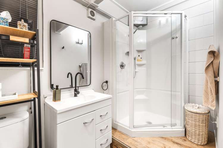 9 Calluna Crescent Totara Heights_16