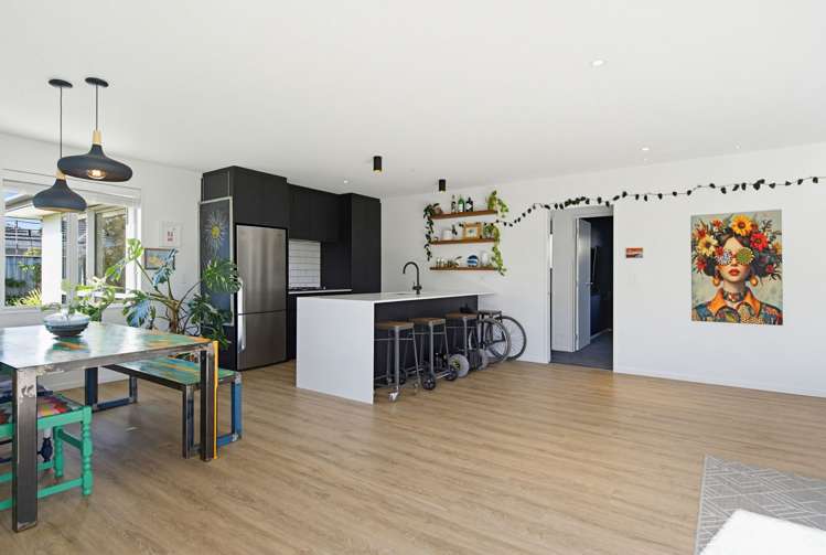 9 Camberley Road_5