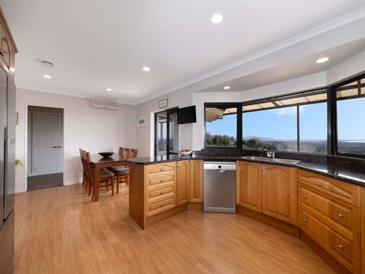 213 Upland Road Aongatete_7