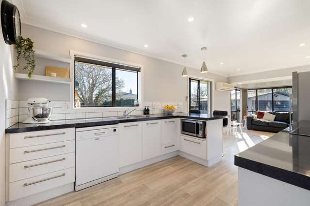 23 Glenora Place Hornby_3