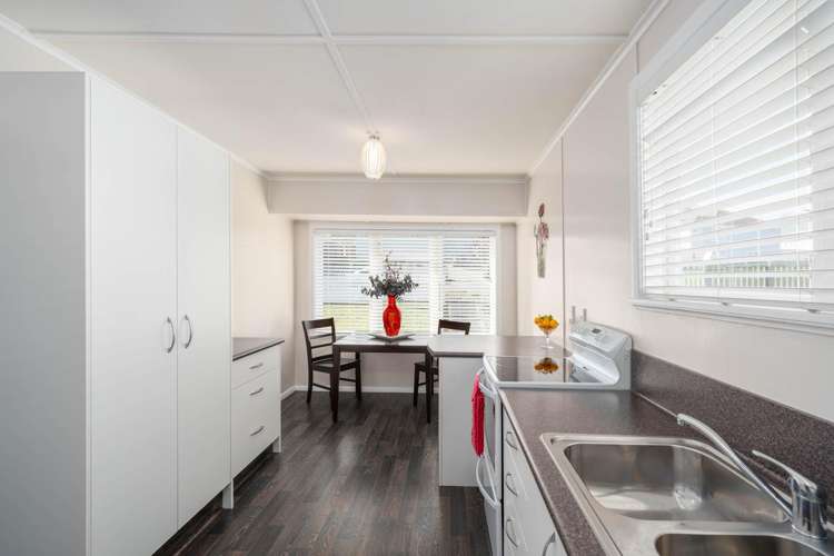 42 Mckillop Street Ranui_3