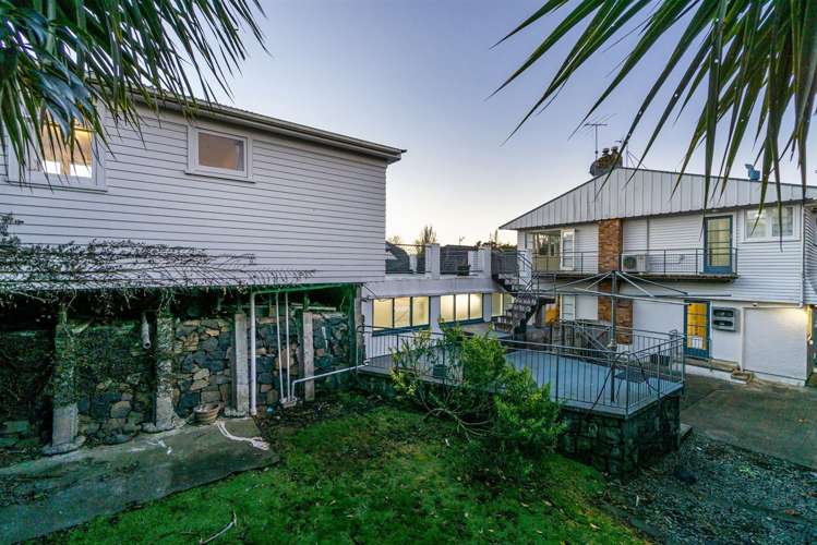 17 Brewster Avenue Morningside_16