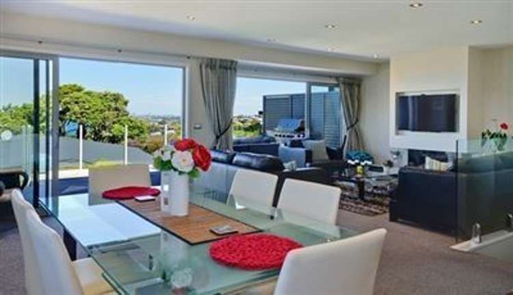 2/91 Aberdeen Road Castor Bay_10