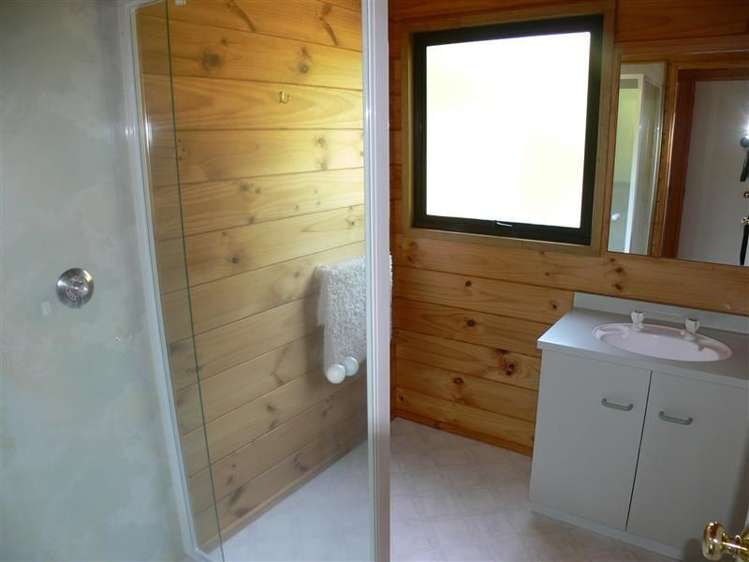 16 Glen Vnus Pauanui_12