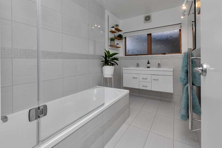 46 Carlton Crescent Kamo_24