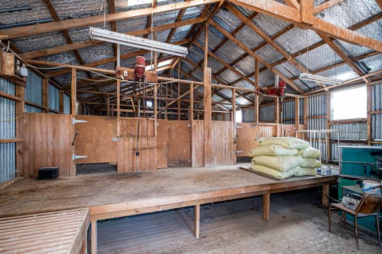 319 Methven Chertsey Road Methven_19