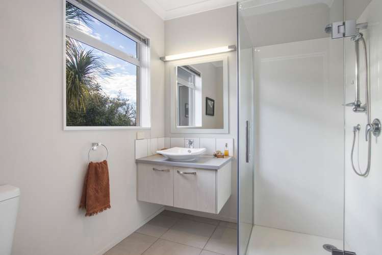 265 Walker Road East Katikati_16