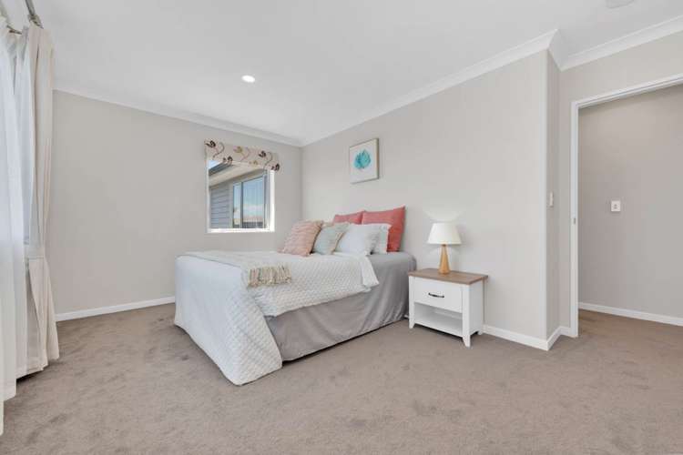 7 Defender Crescent Beachlands_29