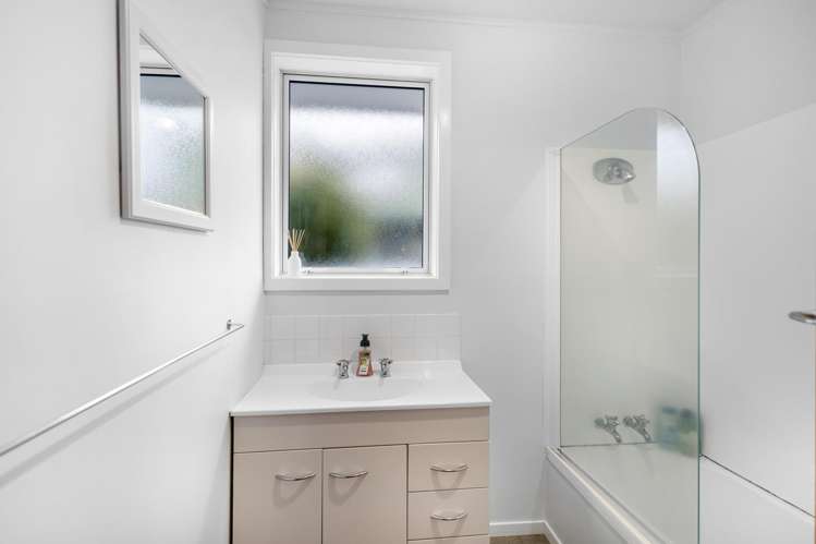 8 Fern Drive Halswell_13