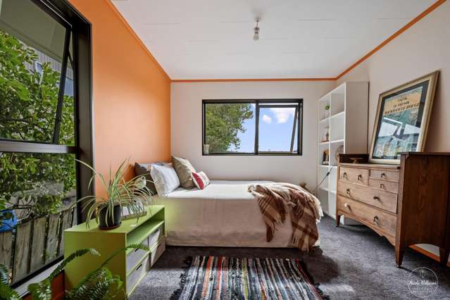 37 Whaka Street Maungaturoto_3