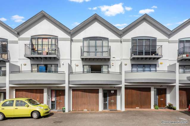 9/17A Delta Avenue New Lynn_2