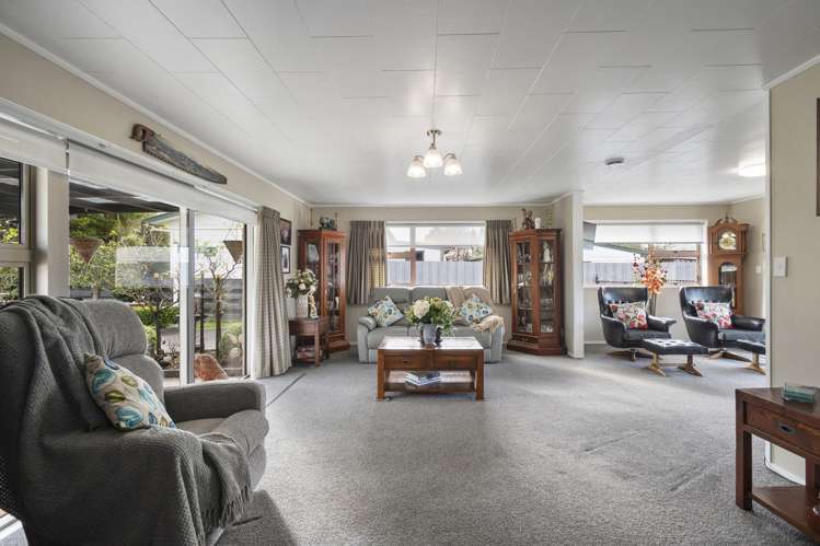347 Kimbolton Road_2