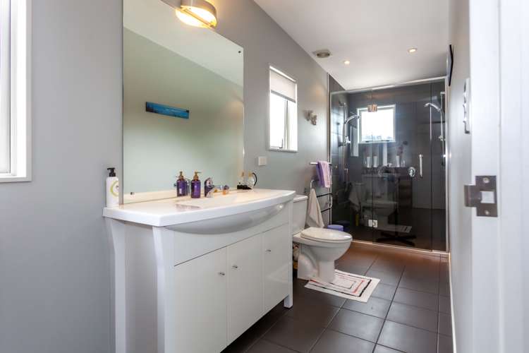 133 Pacific View Drive Whangamata_11