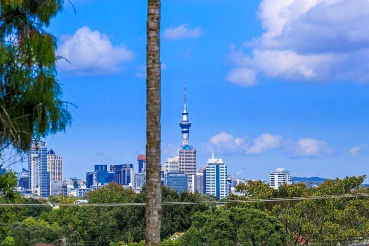 2/53 Merani Street Belmont_9