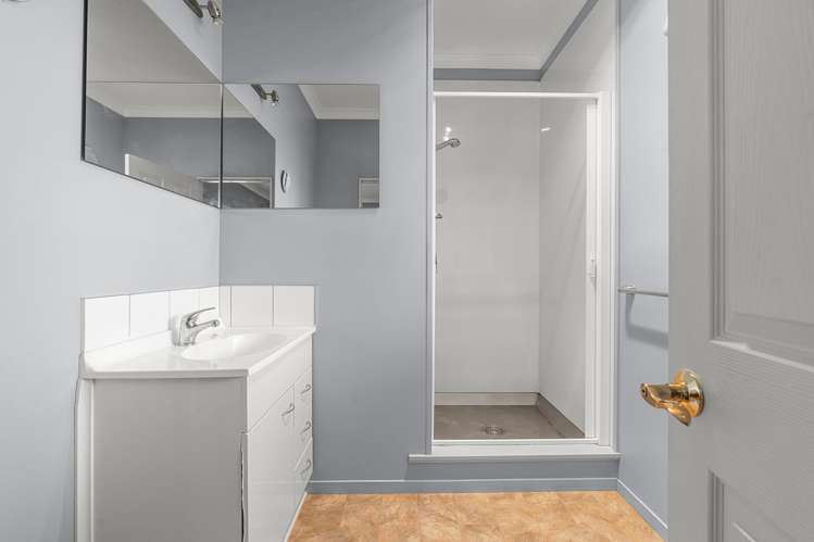 4 Carrington Drive Carterton_15