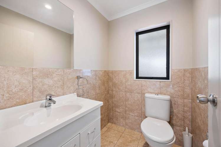 18 Andover Way Goodwood Heights_20