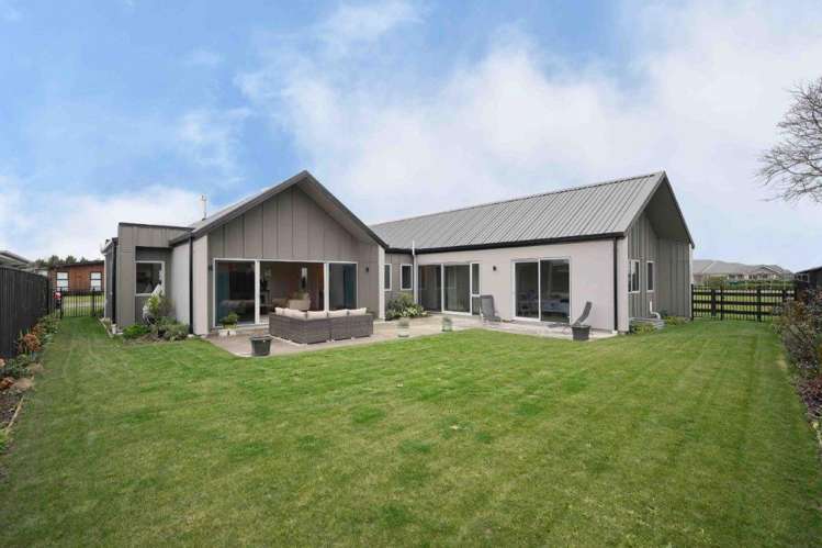 7 Caulfield Crescent Lincoln_0