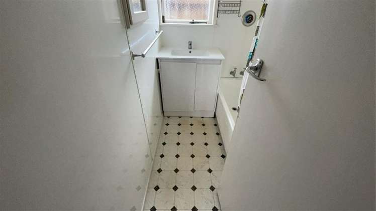 10/53-55 East Street 10938_10