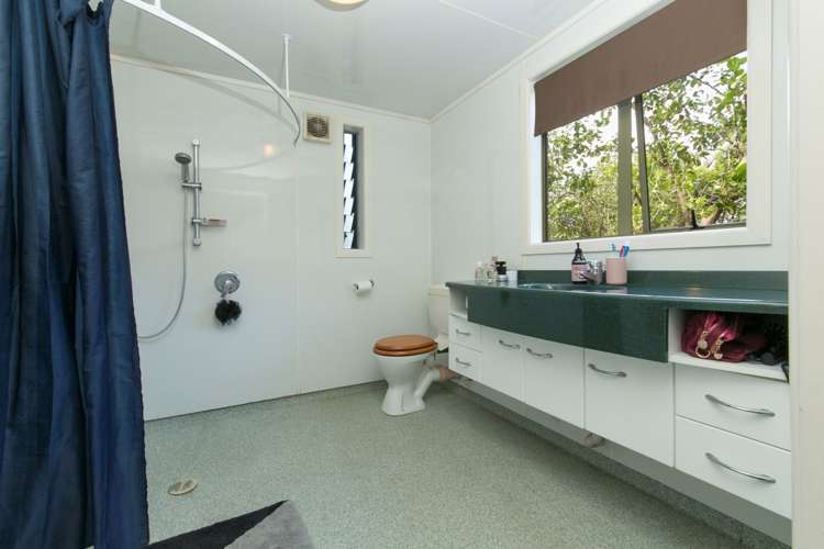 77 Tanekaha Road Titirangi_12