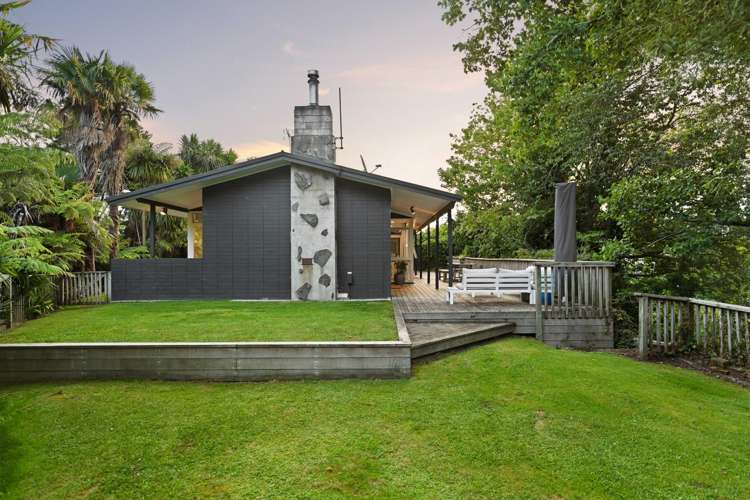 24 Tudor Crescent Chedworth_15