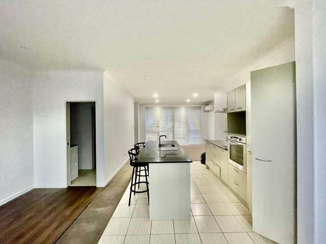 3 Bedroom home in Flat Bush