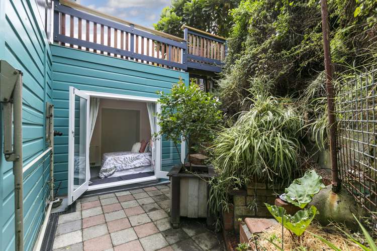 32 Owhiro Bay Parade Owhiro Bay_19