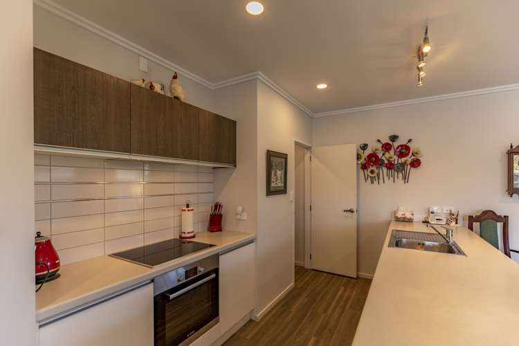 19 Drake Crescent Awatoto_9