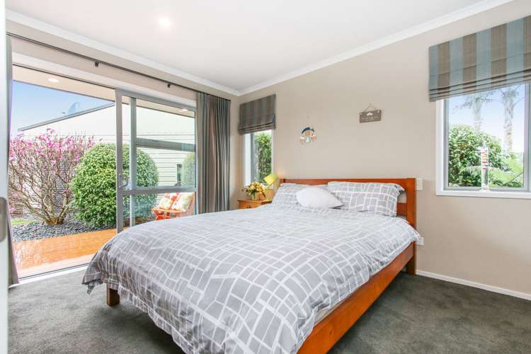 21 Jones Road Clevedon_13