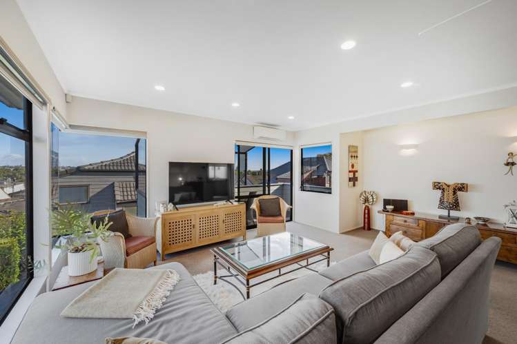 2/19 Devon Road Bucklands Beach_21