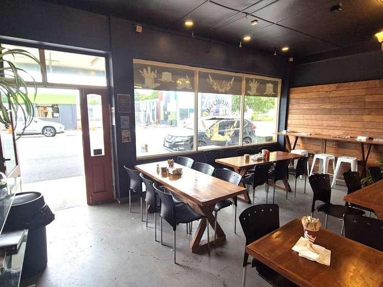 218 Main Highway Otaki_2