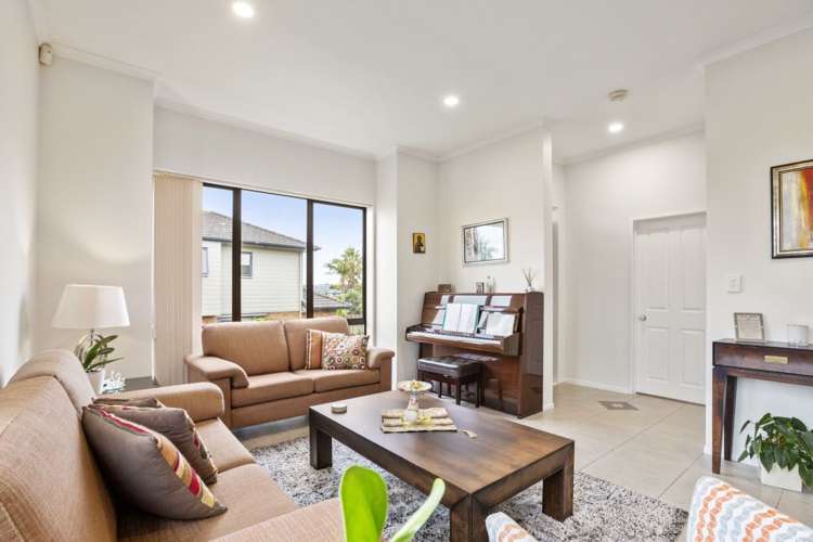 64 Black Teal Close Unsworth Heights_7