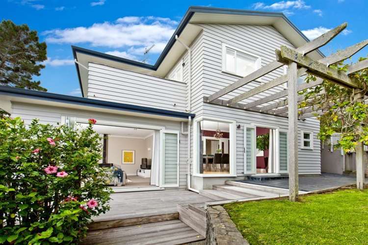 4 Bernard Magnus Lane Greenhithe_12