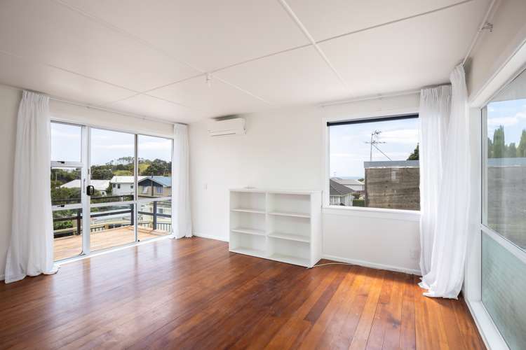 100 South Road Blagdon_5