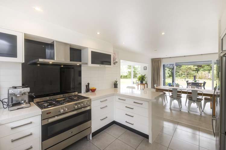 212 Polson Hill Drive Aokautere_7