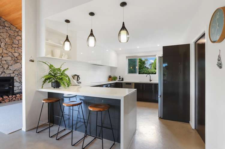 21 Carter Road Oratia_9