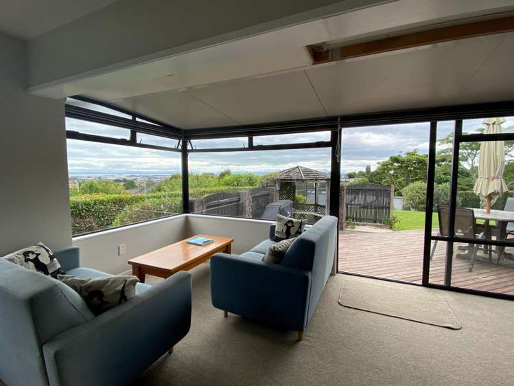 5 Kingsclere Place Goodwood Heights_1