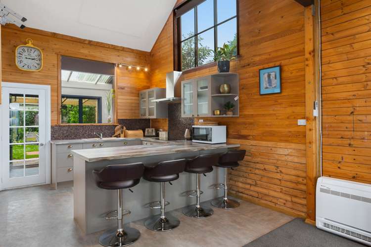 1086 Brighton Road Brighton_12