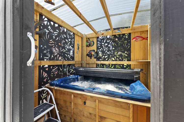 136a Amberley Avenue Highbury_14