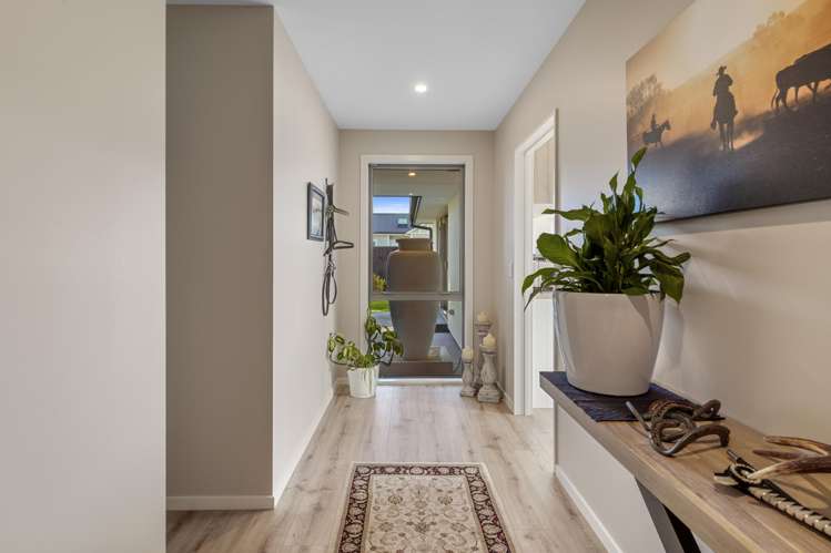 3 Hotere Street_1