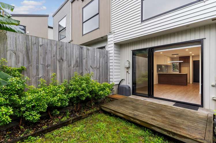 8/237 Swanson Road Henderson_4