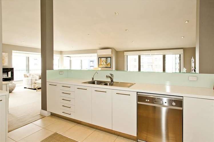 5h/5 Parliament Street Auckland Central_3